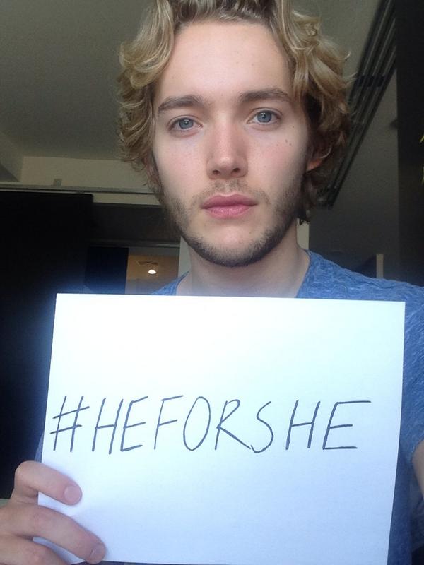 Toby Regbo หนุ่มหล่อจาก Reign ควีนแมรี่ ราชินีครองรักบัลลังก์เลือด ปี 1