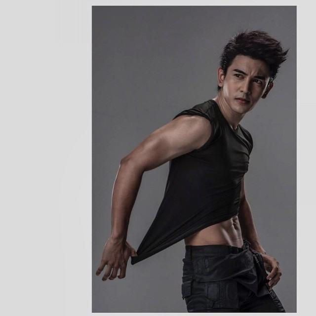 ตั้งหน้าตั้งตารอ คอนเสิร์ตนี้อย่างใจจดใจจ่อ...น่าดูมาก ดูท่าจะแซ่บเว่อร์!!!