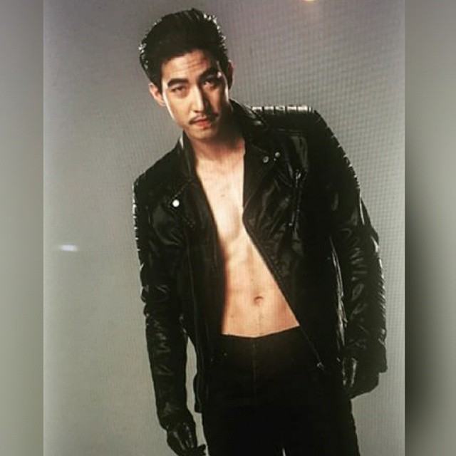 ตั้งหน้าตั้งตารอ คอนเสิร์ตนี้อย่างใจจดใจจ่อ...น่าดูมาก ดูท่าจะแซ่บเว่อร์!!!