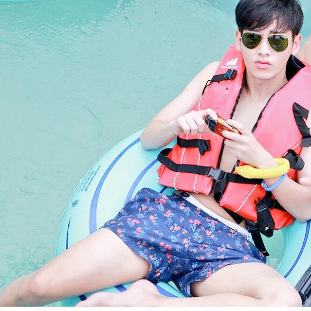 แอบส่อง Twitter10