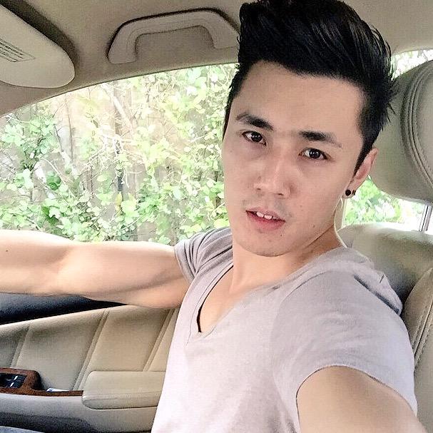 แอบส่อง Twitter13