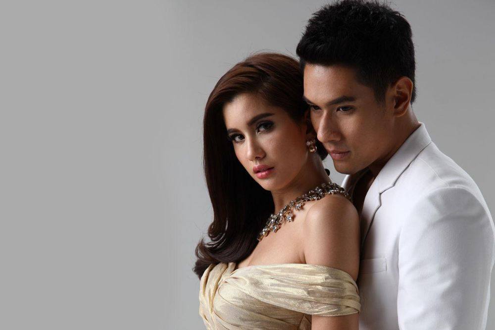 พลิกบทบาทสำคัญของ ปู-ไปรยา ประกบ อ๋อม-อรรคพันธ์ ในละครสุดเเซ่บเเห่งปี &ldquo;ดั่งสวรรค์สาป&rdquo;