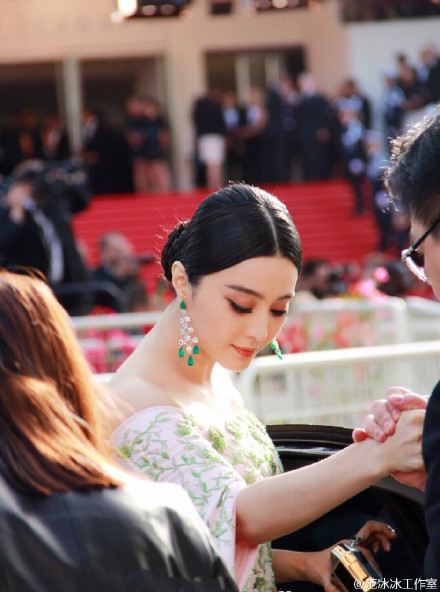 Fan Bing Bing  สวยสง่า พญาหงส์ บนพรมแดงเมืองคานส์ Cannes film festival 2015