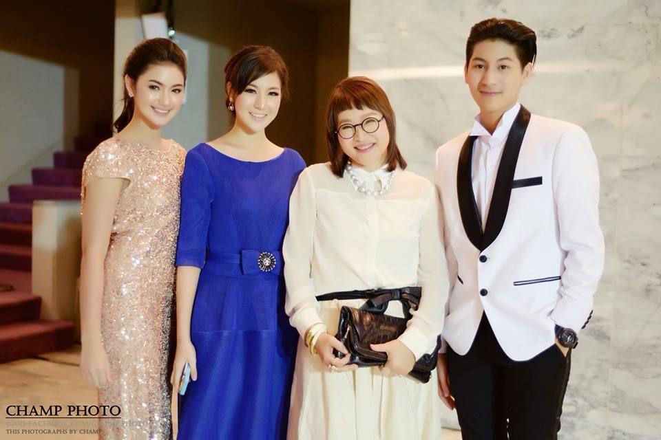ฝาแฝด ใหม่ ดาวิกา
