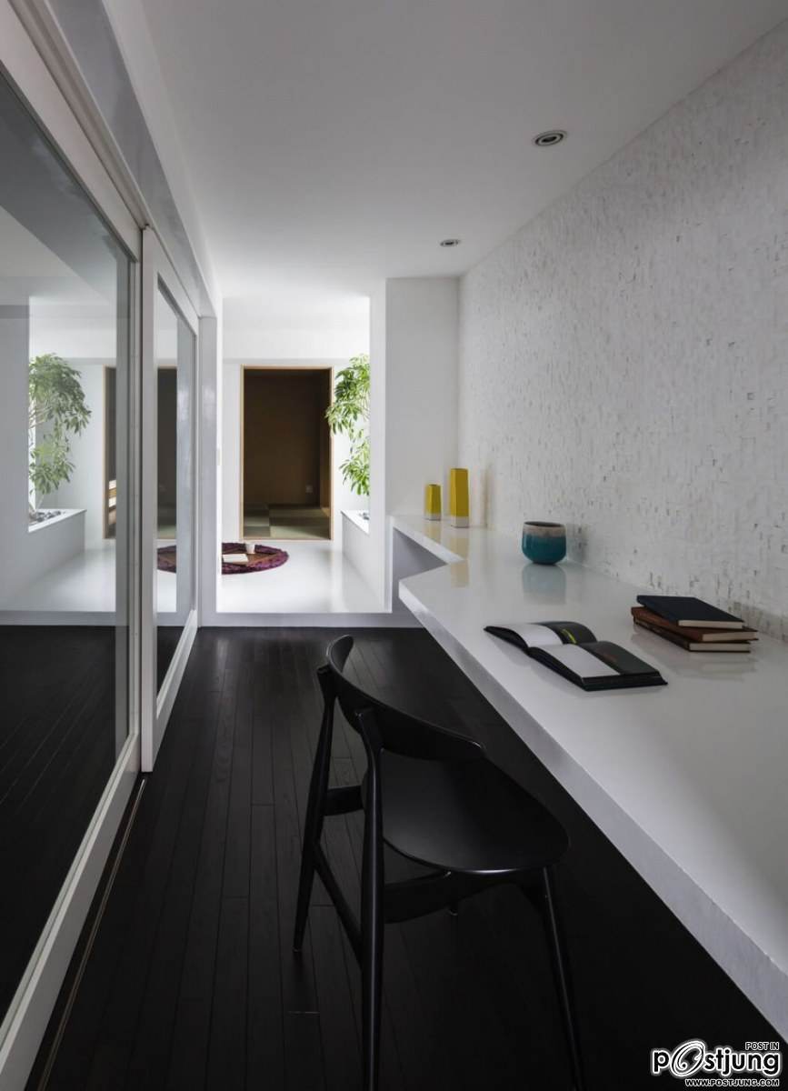 Complex by FORM / Kouichi Kimura Architects