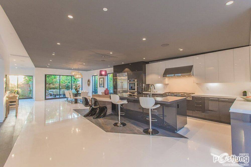 349 S Mansfield Ave by Apel Design