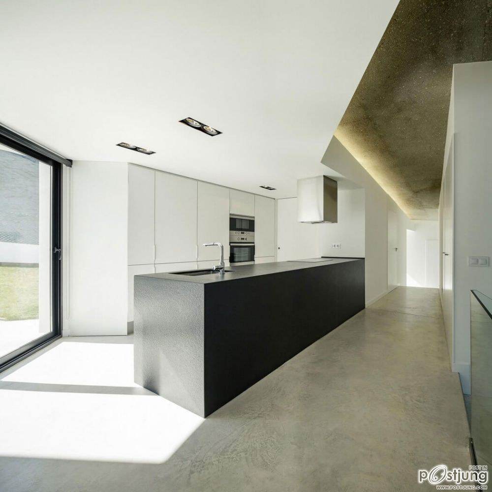 House JC by MIRAG