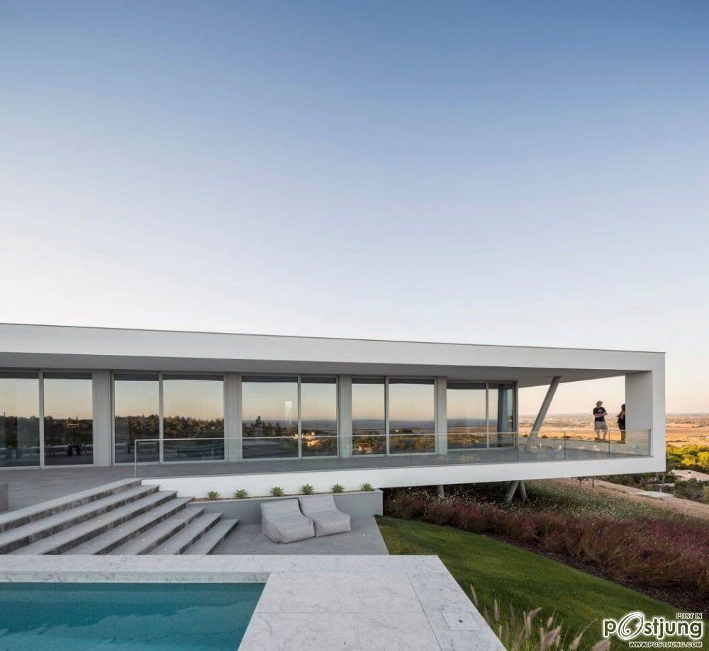 Casa Zauia by Mario Martins Atelier