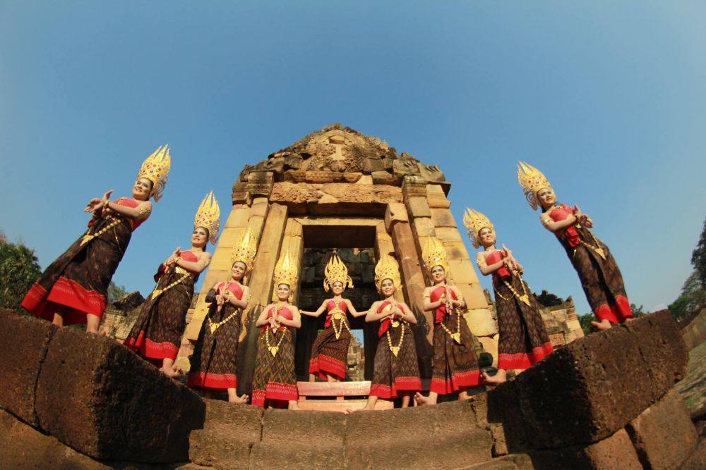 บุรีรัมย์ เมืองต้องห้าม....พลาด!!