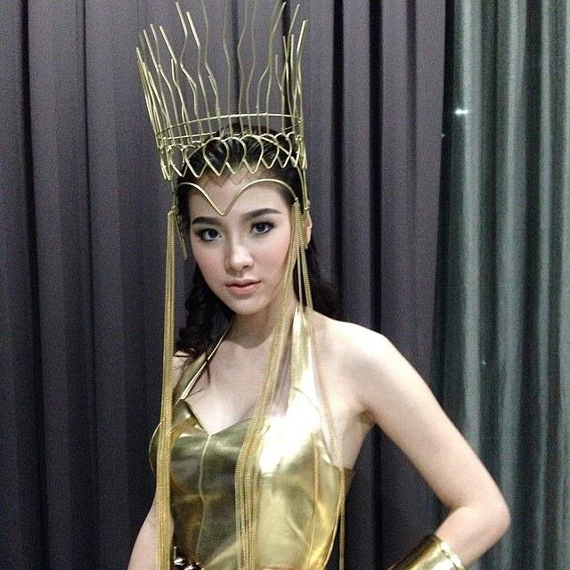 สวยดุจนางพญา ใหม่ ดาวิกา ปาร์ตี้ สุดเลอค่า ฉลอง วันเกิดครบรอบ22ปี