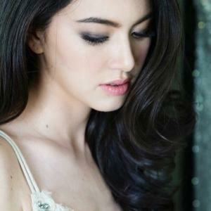ฮอตเวอร์ ! "ใหม่" แซง "ญาญ่า" ขึ้นแท่นเจ้าแม่พรีเซนเตอร์ ฟันโฆษณาร่วม 20 ชิ้น