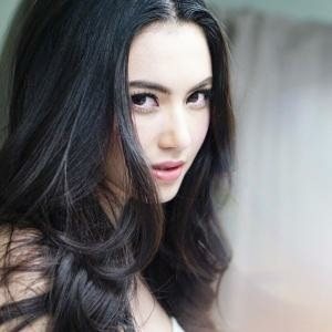 ฮอตเวอร์ ! "ใหม่" แซง "ญาญ่า" ขึ้นแท่นเจ้าแม่พรีเซนเตอร์ ฟันโฆษณาร่วม 20 ชิ้น
