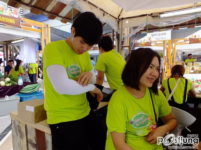 ททท ชวนเที่ยวไทย หน้า mbk 17-05-57  ไปต่อที่ระยอง จัน กันได้นะคราบ