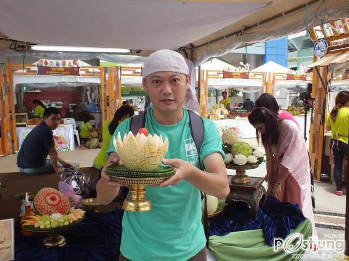 ททท ชวนเที่ยวไทย หน้า mbk 17-05-57  ไปต่อที่ระยอง จัน กันได้นะคราบ
