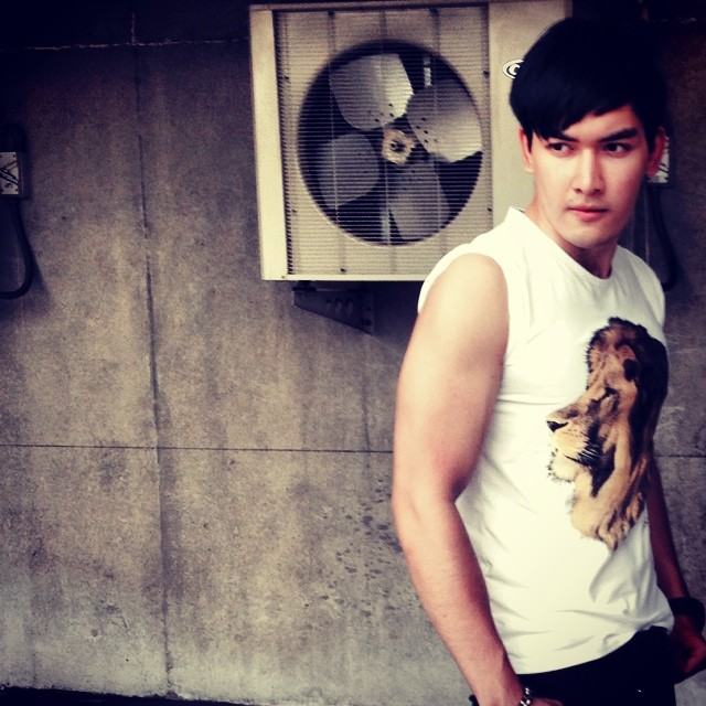 อยากโดนสิงโตขย้ำจัง