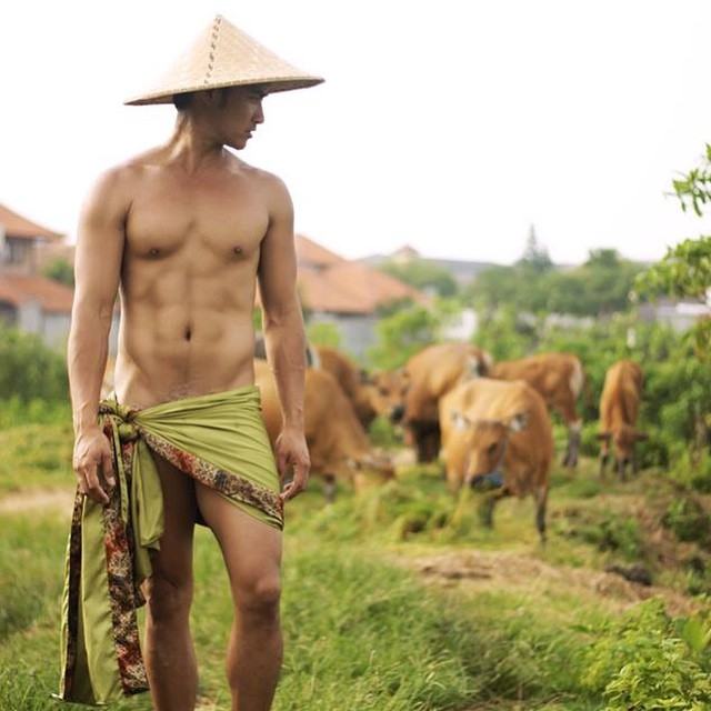 นายแบบเวียดนาม @rhoneerojas
