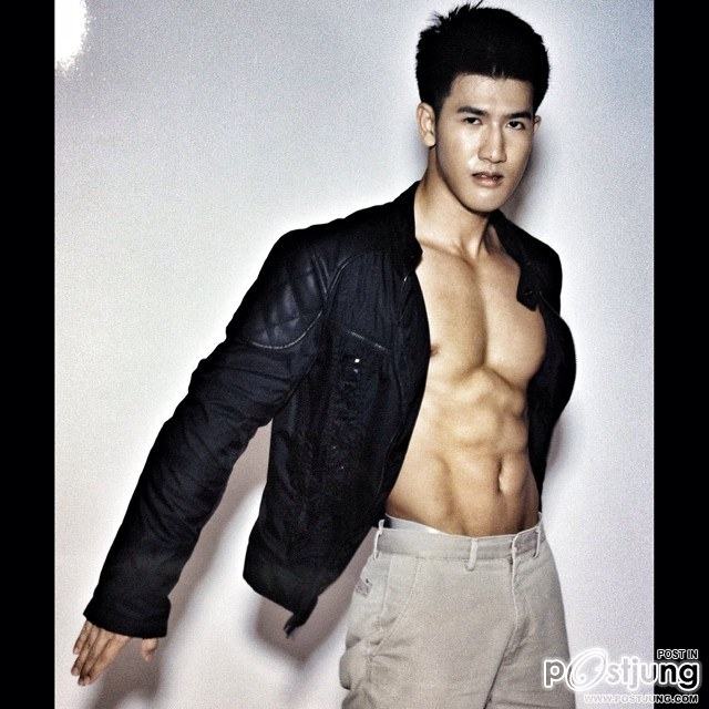 ถอดโชว์เรือนร่าง 807