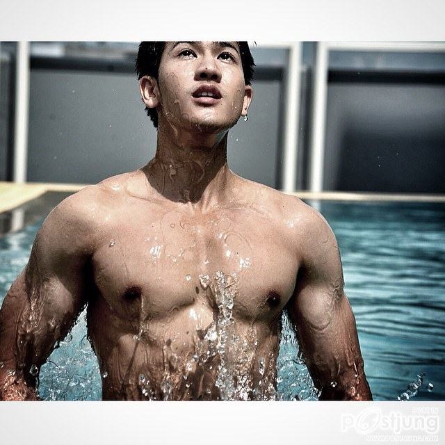 ถอดโชว์เรือนร่าง 807