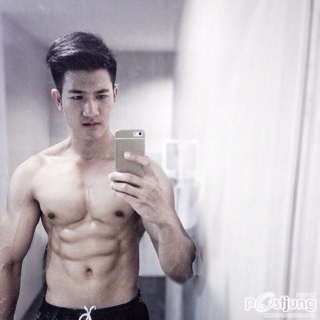 ถอดโชว์เรือนร่าง 807