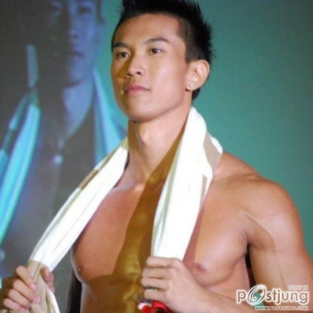 ถอดโชว์เรือนร่าง 809 - Jovin Koh