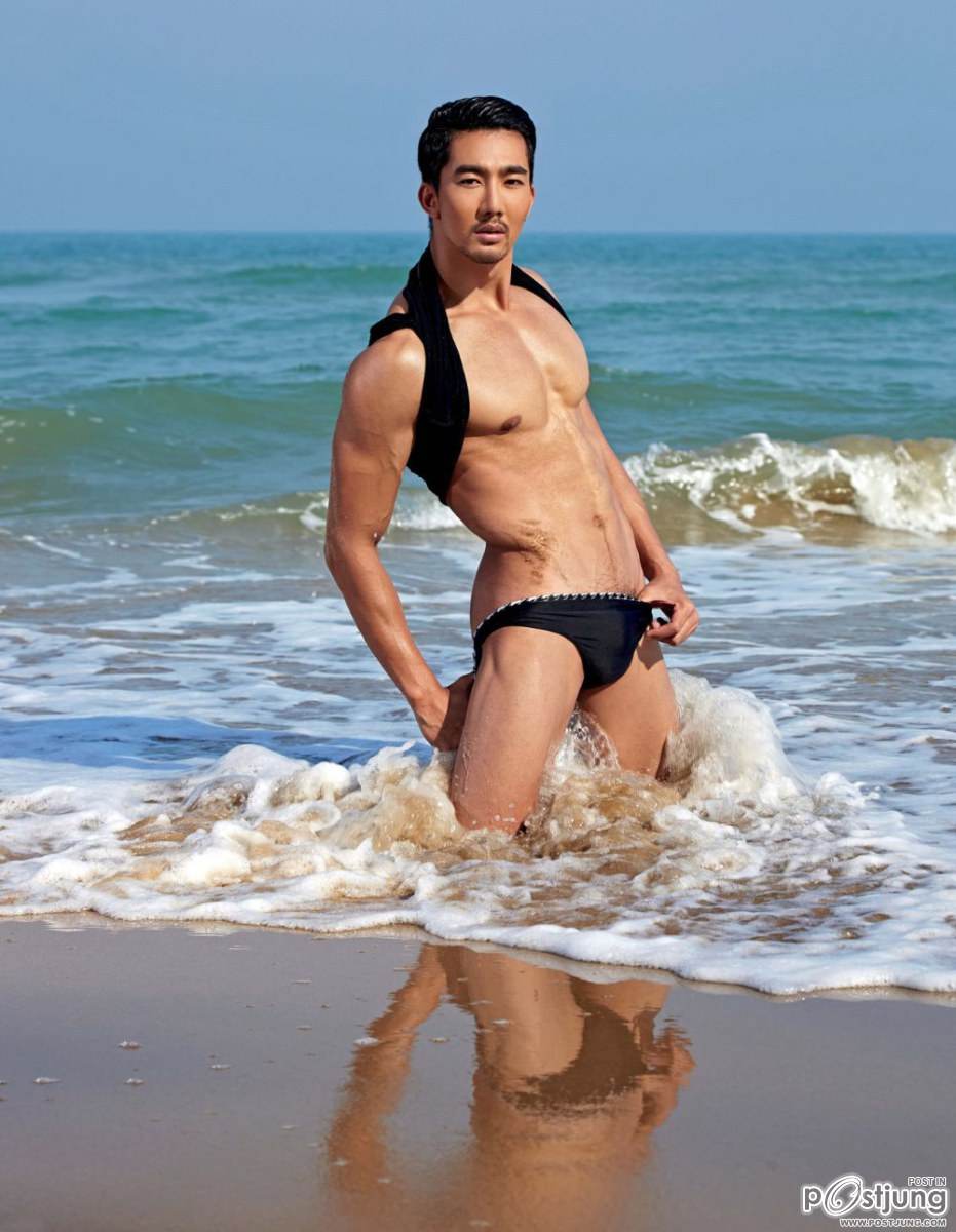 SIX PACK ON THE BEACH