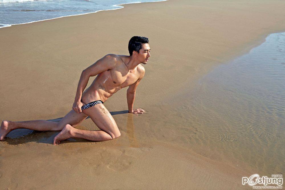 SIX PACK ON THE BEACH