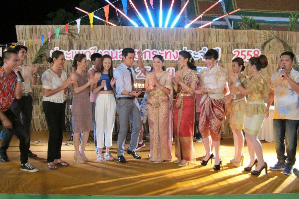 &ldquo;ออย-ธนา&rdquo; ร่วมมือผู้กำกับ เซอร์ไพรส์วันเกิด &ldquo;ฮาน่า&rdquo;