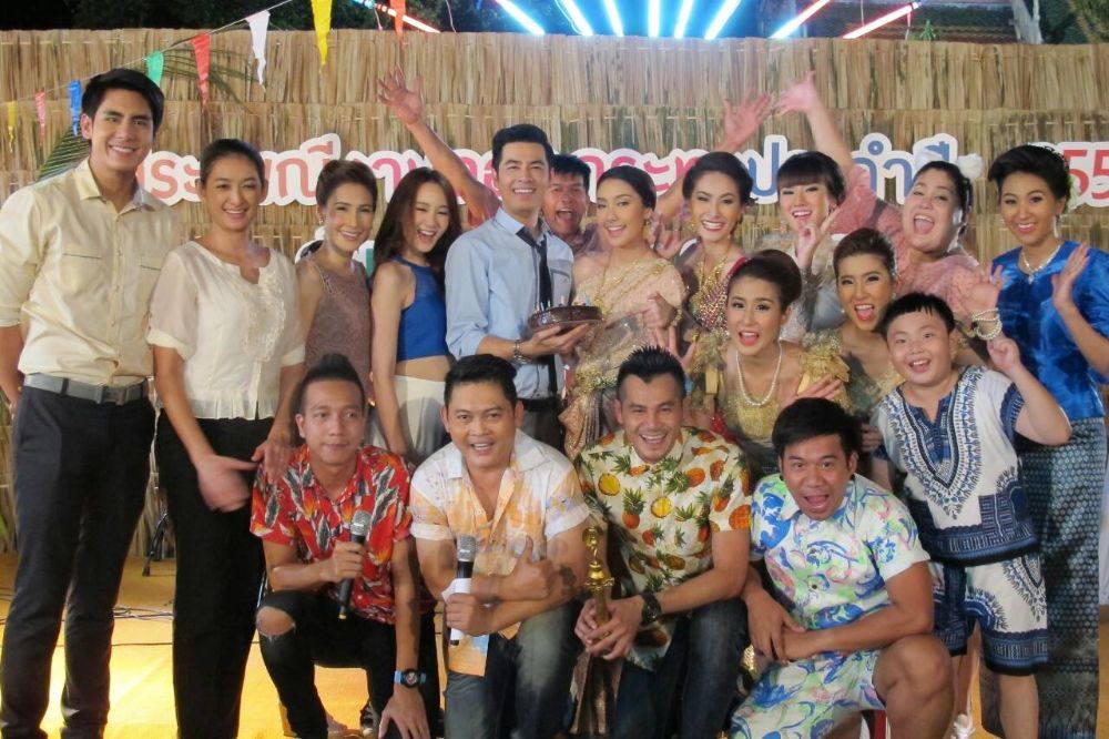 &ldquo;ออย-ธนา&rdquo; ร่วมมือผู้กำกับ เซอร์ไพรส์วันเกิด &ldquo;ฮาน่า&rdquo;