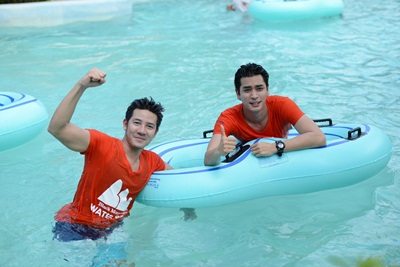 ปั้นจั่น-รอน หนีร้อนท้าดวลความฟิตพิชิตความมันส์ที่ Black Mountain Water Park