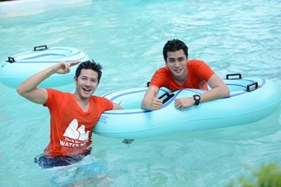ปั้นจั่น-รอน หนีร้อนท้าดวลความฟิตพิชิตความมันส์ที่ Black Mountain Water Park