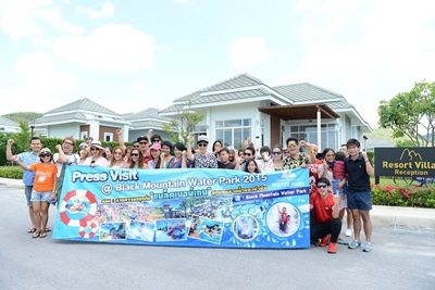 ปั้นจั่น-รอน หนีร้อนท้าดวลความฟิตพิชิตความมันส์ที่ Black Mountain Water Park