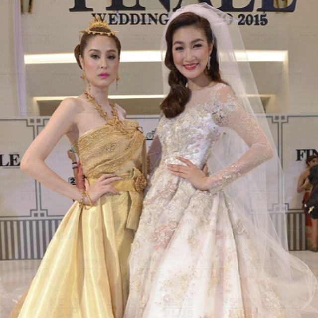 "แพนเค้ก เขมนิจ" ซุปตาร์ดีกรีนางเเบบโลกสวยสมฉายา ในงานแฟชั่นโชว์ Finale Wedding Studio 2015!!