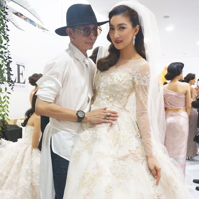 "แพนเค้ก เขมนิจ" ซุปตาร์ดีกรีนางเเบบโลกสวยสมฉายา ในงานแฟชั่นโชว์ Finale Wedding Studio 2015!!