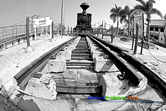 ทางรถไฟสายปากน้ำทางรถไฟสายแรกของไทย