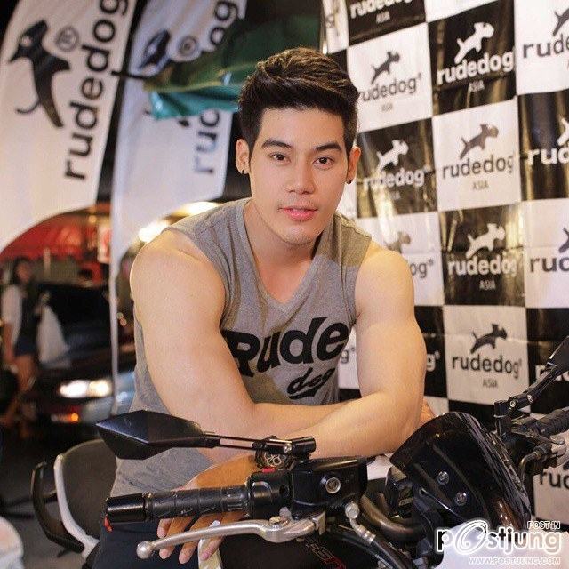 @ARTBOYSZA  นายอาร์ตวินมอไซค์สุดหล่อ