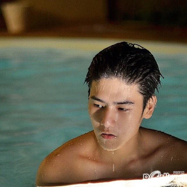 @สระว่ายน้ำ