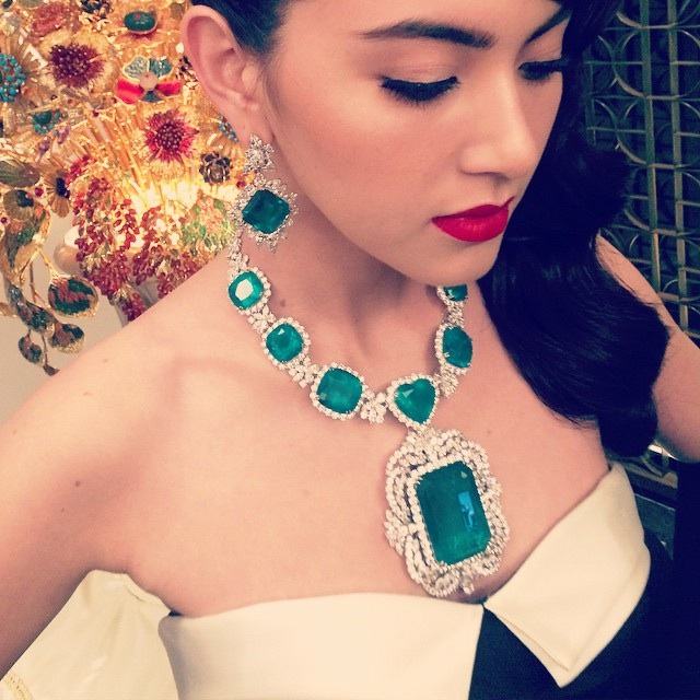 ใหม่ ดาวิกา สวยแช่บเวอร์ มันต้องสวยแช่บเวอร์ไม่ต้องแอ๊กโอเวอร์เหมือนชุปเปอร์สตาร์