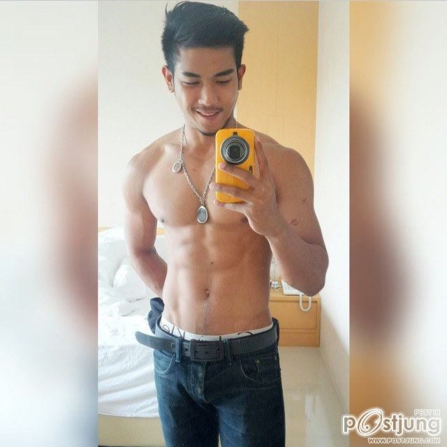 หนุ่มไทยเซลฟี่ ฟินๆ