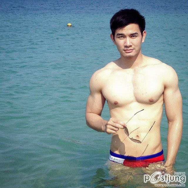 @VERYPLUCKY