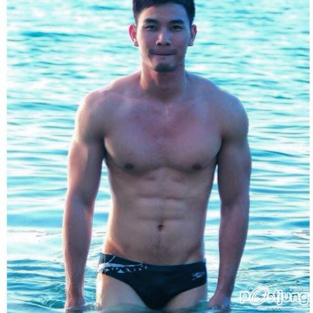 @VERYPLUCKY