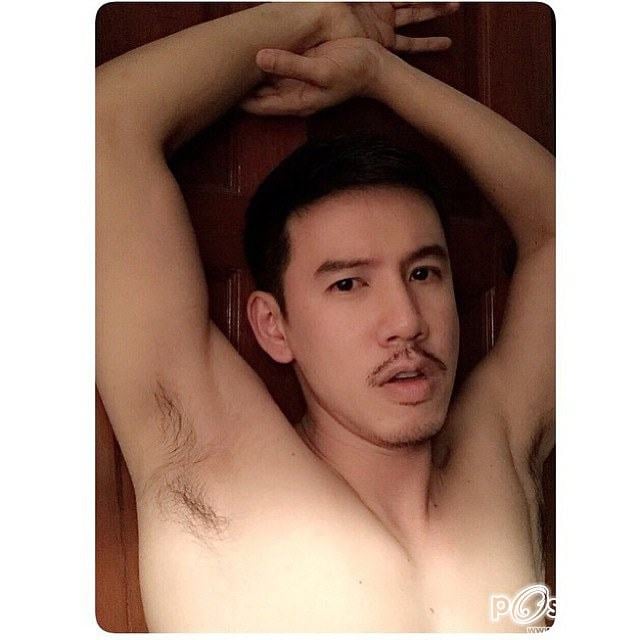 ยกมือขึ้นหน่อย น่าซุกมาก