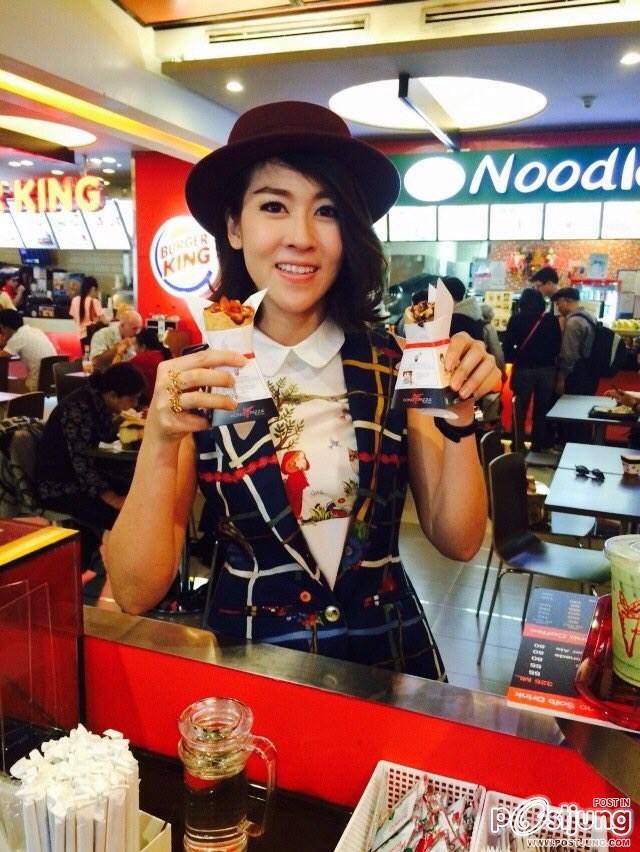 ดาราแห่กิน Konopizza พิซซ่าโคนเจ้าดังจากอิตาลี!!