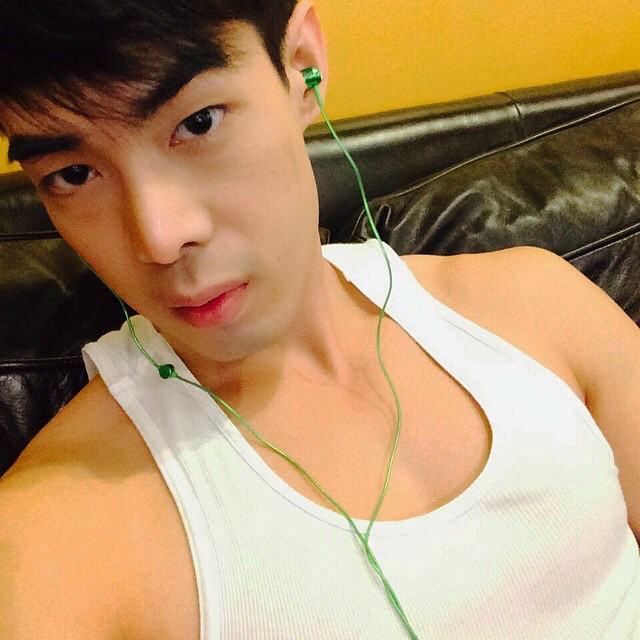 เบส อนาวิล