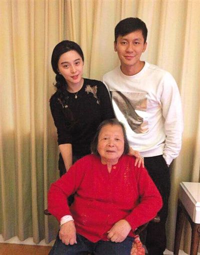 ซูเปอร์สตาร์อันดับ 1 แผ่นดินจีน “ฟ่านปิงปิง” มีแฟนแล้ว!!