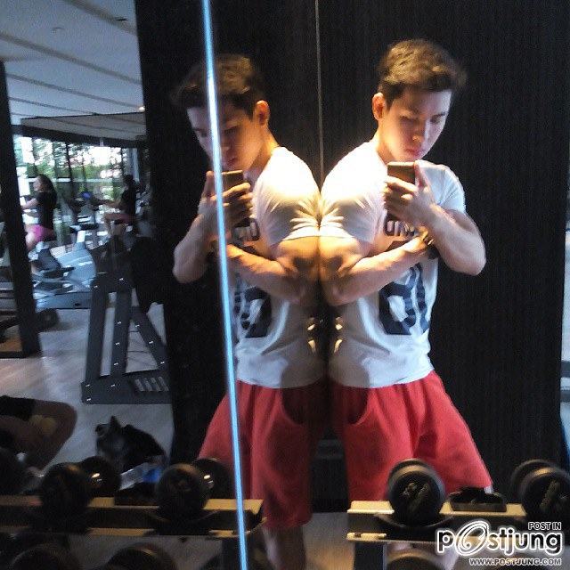 ขาวๆใสๆ @guysrs Sorrasek Thuntawee