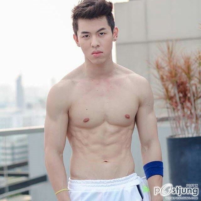 ขาวๆใสๆ @guysrs Sorrasek Thuntawee