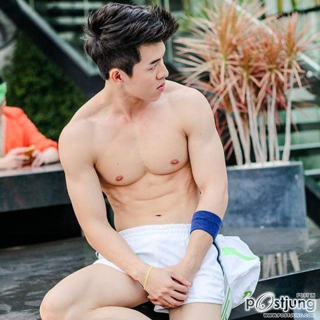 ขาวๆใสๆ @guysrs Sorrasek Thuntawee