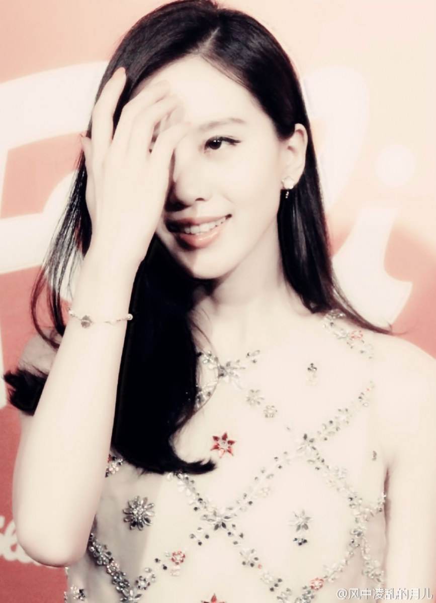 หลิวซือซือ Cecilia Liu - Folli Follie [30.05.2015]
