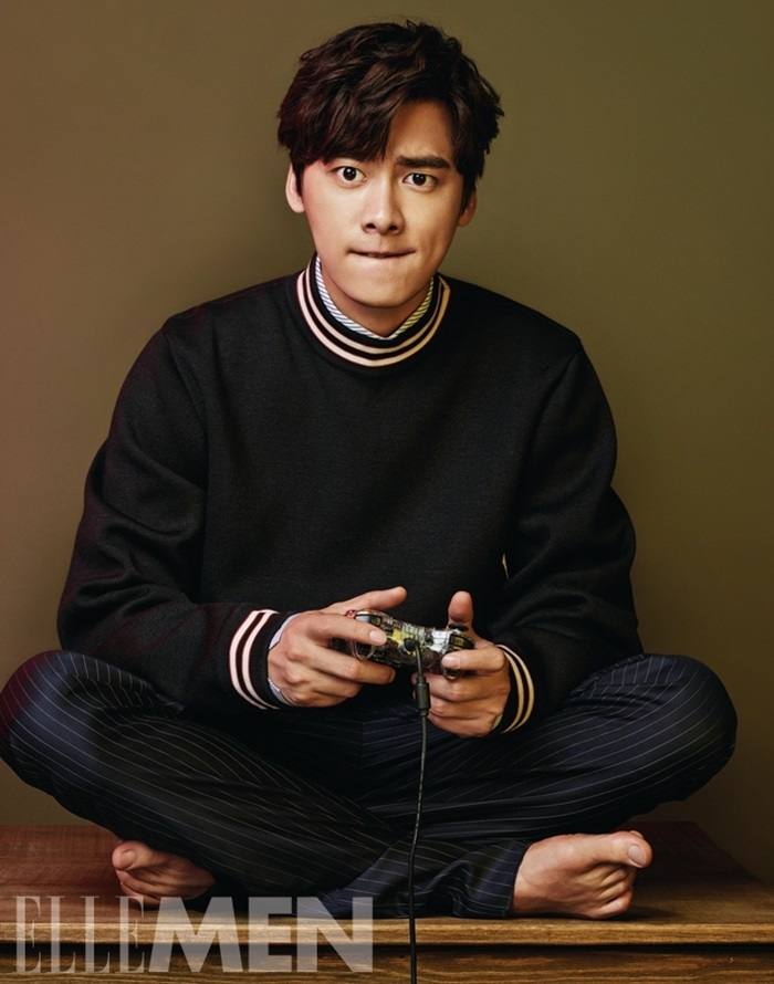 Li Yi Feng @ ELLE Men China June 2015