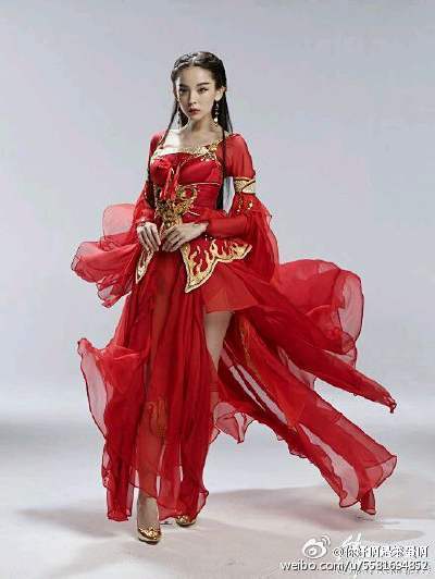 Gu Li Na Zha Cosplay 《苍穹变》online 2015 part1